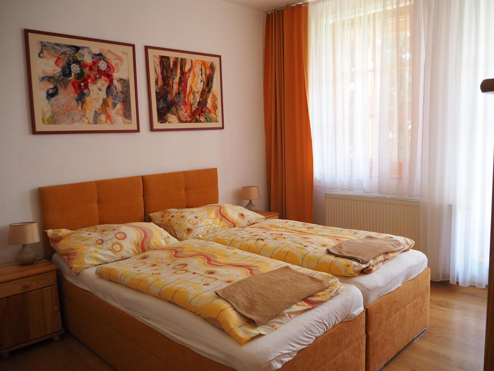 Privat Alenka Hotel ลิฟตอฟสกีมิคูลาช ภายนอก รูปภาพ