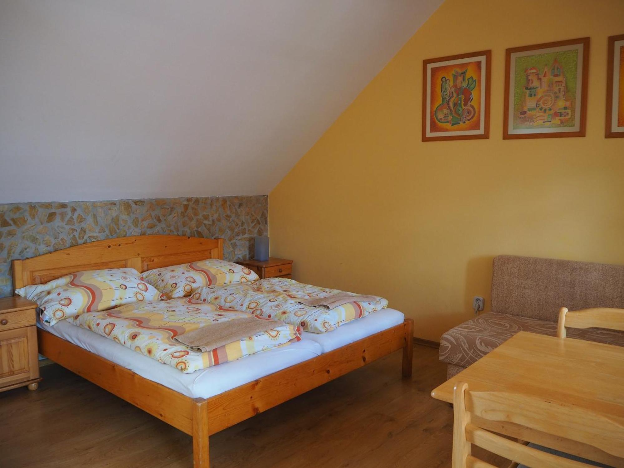Privat Alenka Hotel ลิฟตอฟสกีมิคูลาช ภายนอก รูปภาพ