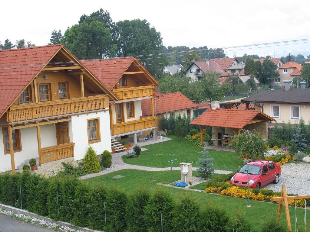 Privat Alenka Hotel ลิฟตอฟสกีมิคูลาช ภายนอก รูปภาพ